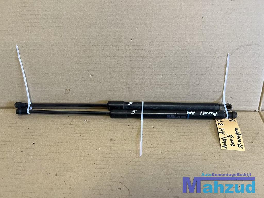 AUDI A4 B7 Avant achterklep gasveer set 2004-2008, Auto-onderdelen, Gebruikt, AUDI AG, Auto-Union-Strasse 1
85045  Ingolstadt, DE
