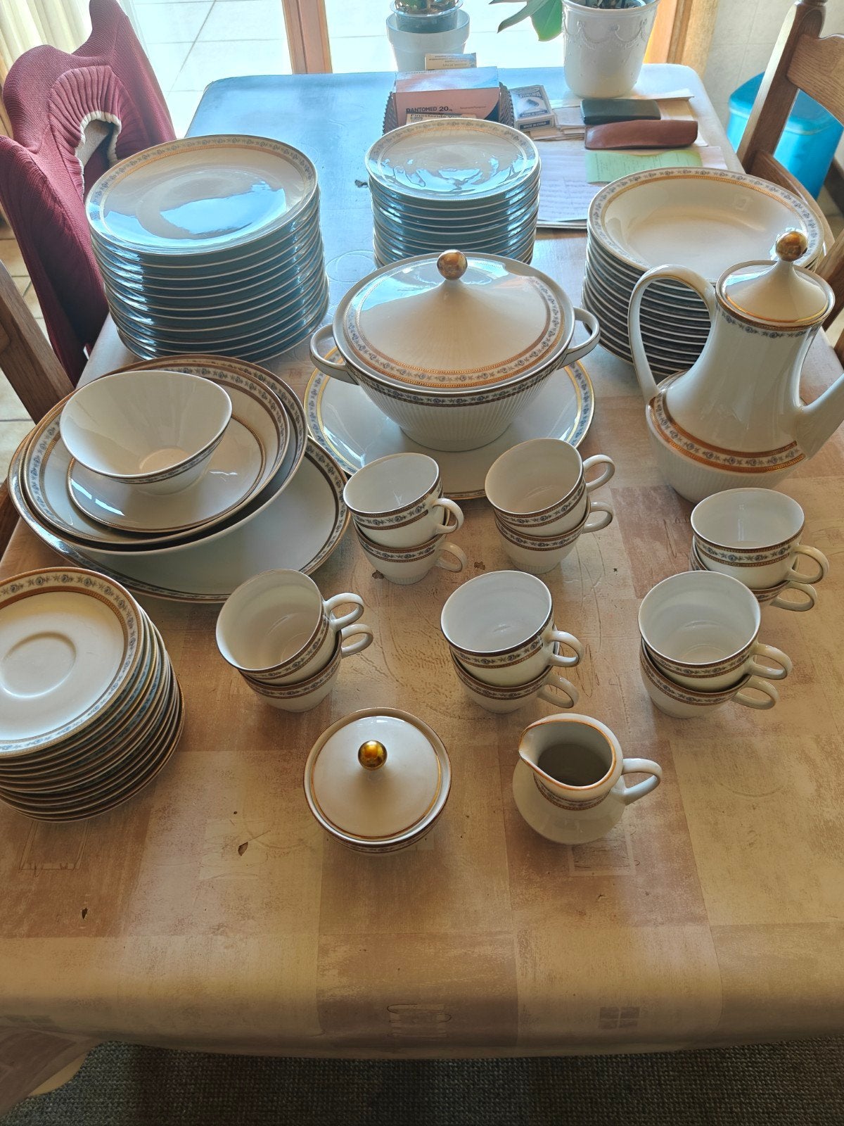servies, Ophalen