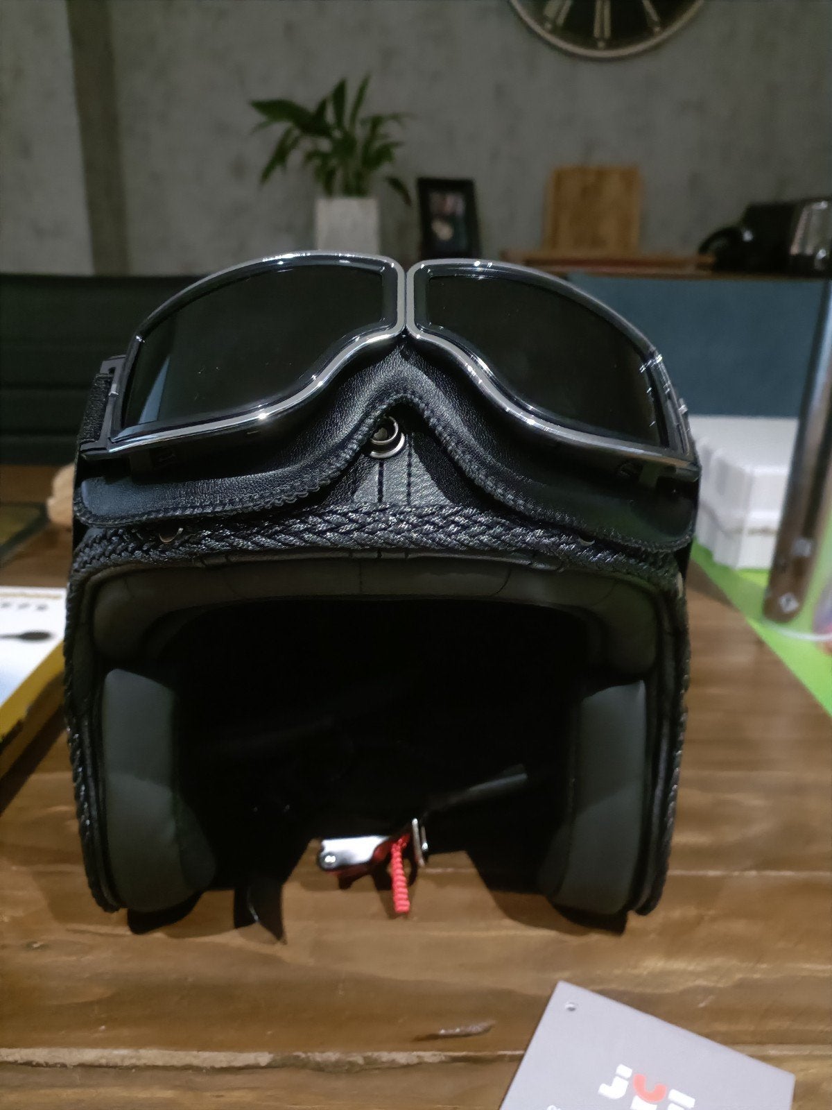 motorhelm, Ophalen
