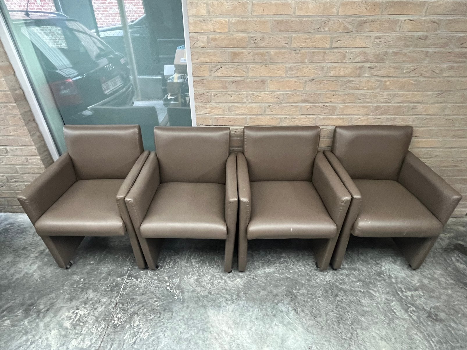 4 zit zetels gratis, Huis en Inrichting, Stoelen, Ophalen of Verzenden, Zo goed als nieuw