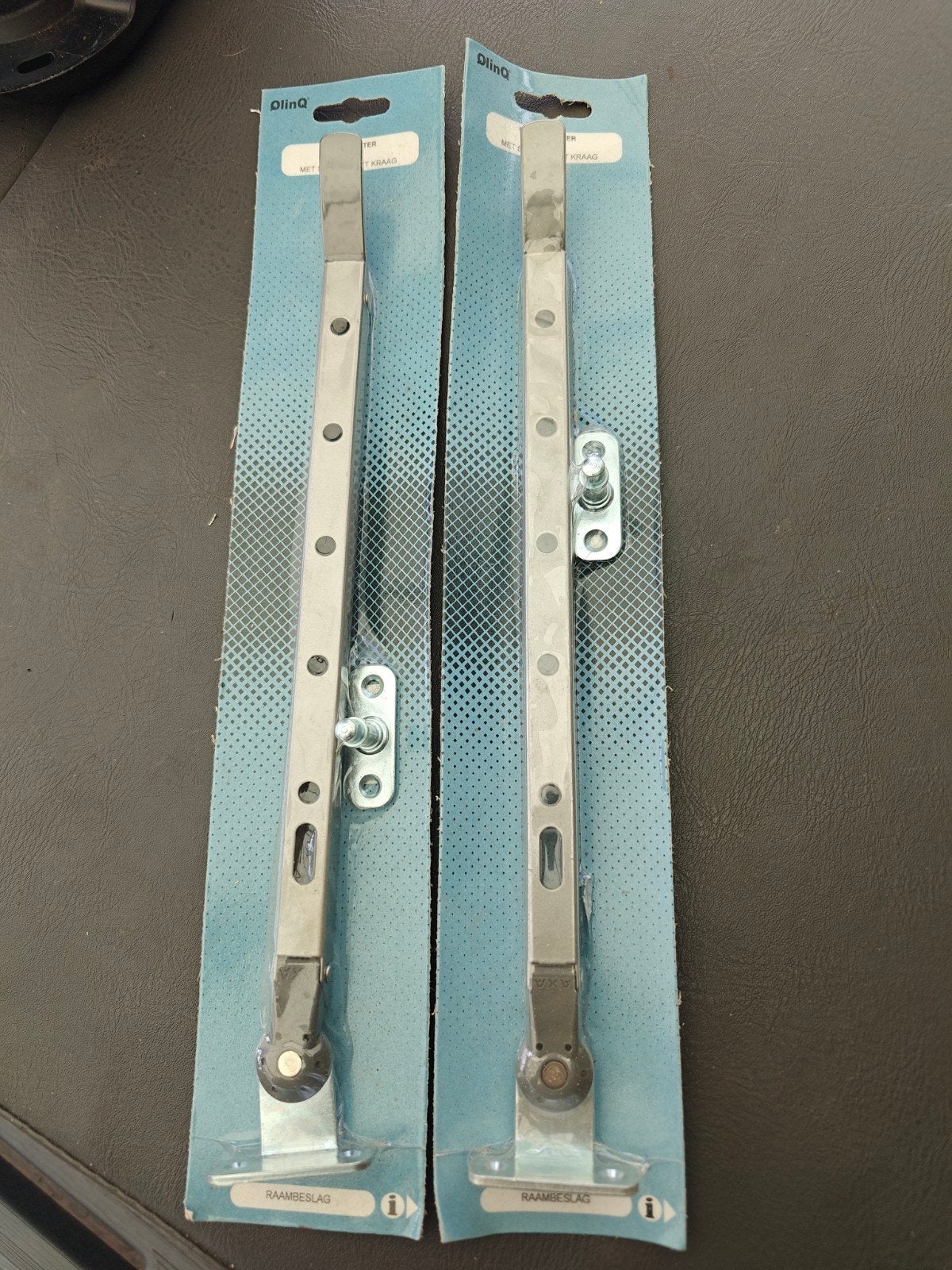 2 raamuitzetters, Ophalen of Verzenden