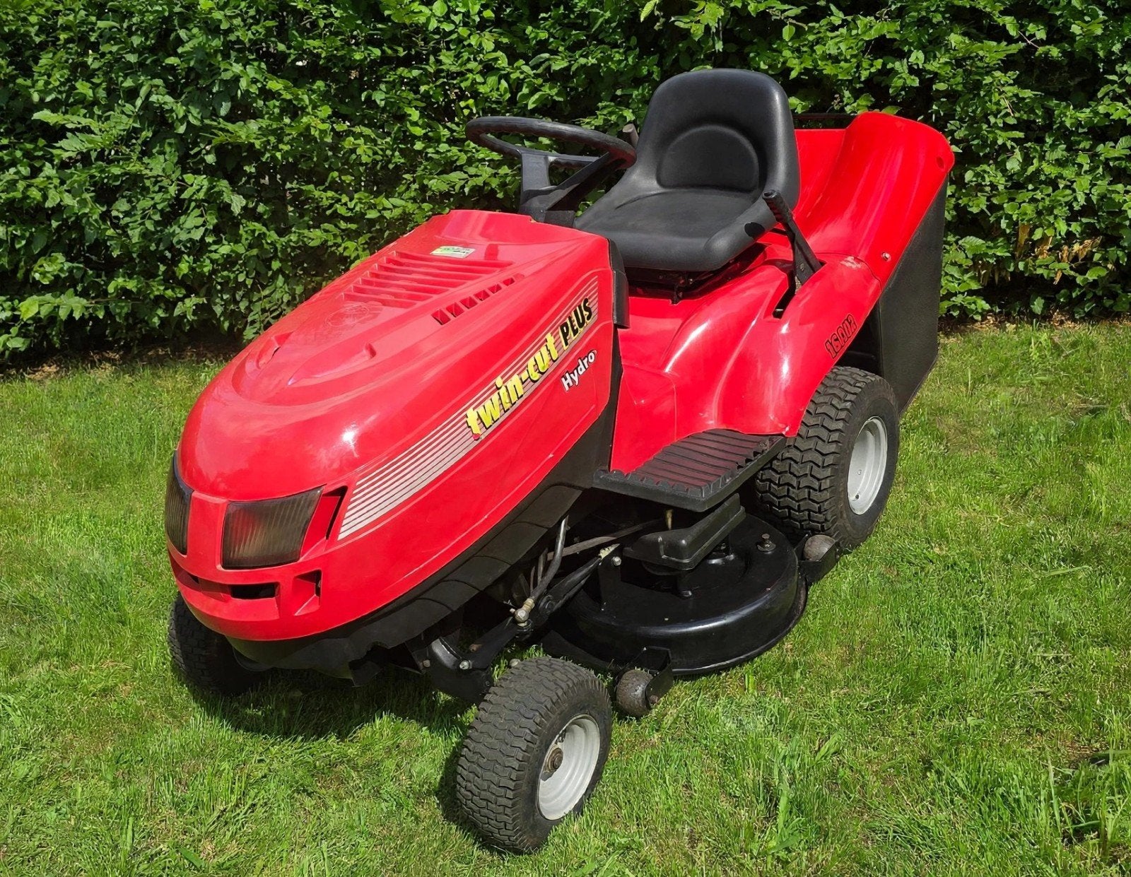 Tracteur tondeuse Castelgarden TC 102 16cv. Prêt à tondre, Enlèvement