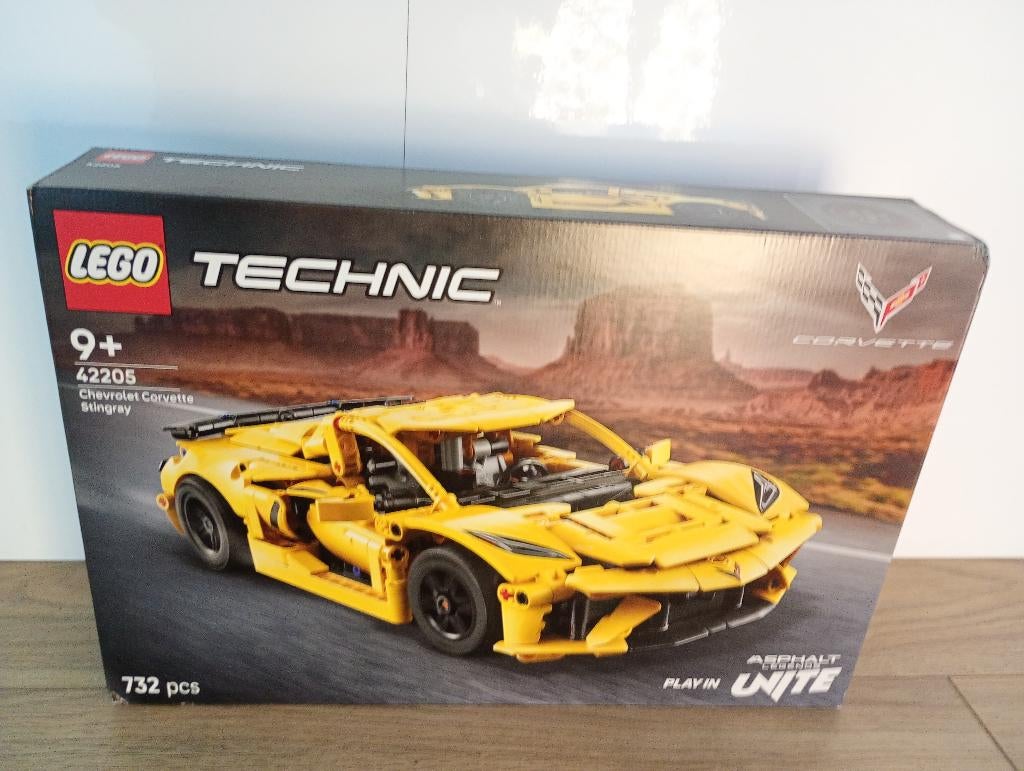 LEGO - 42205 - Chevrolet Corvette Stingray, Kinderen en Baby's, Speelgoed | Duplo en Lego, Ophalen of Verzenden, Nieuw, Complete set