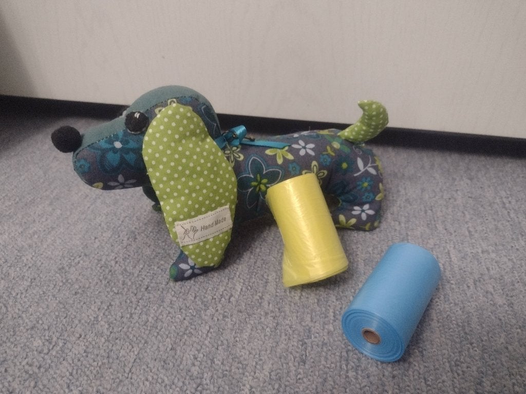 UTILE ! Lot de 2 rouleaux de sacs à crottes jamais ouverts, Animaux & Accessoires, Enlèvement ou Envoi, Neuf