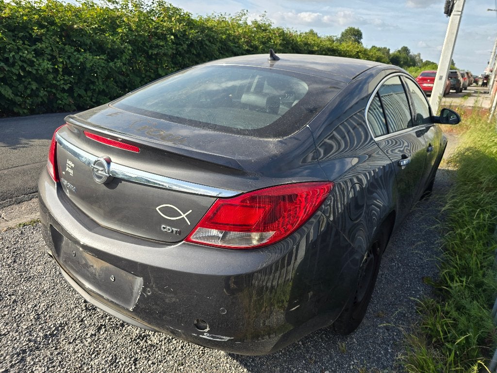 OPEL INSIGNIA 1.9 CDTI 2010 / TURBO HS / PRIX : 699 €, Autos, Achat, Entreprise, Diesel, Cruise Control