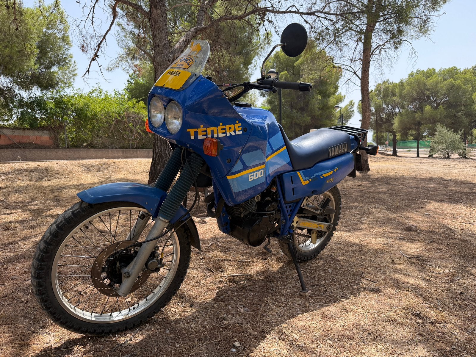 Yamaha XT600 tenere, Motos, 600 cm³