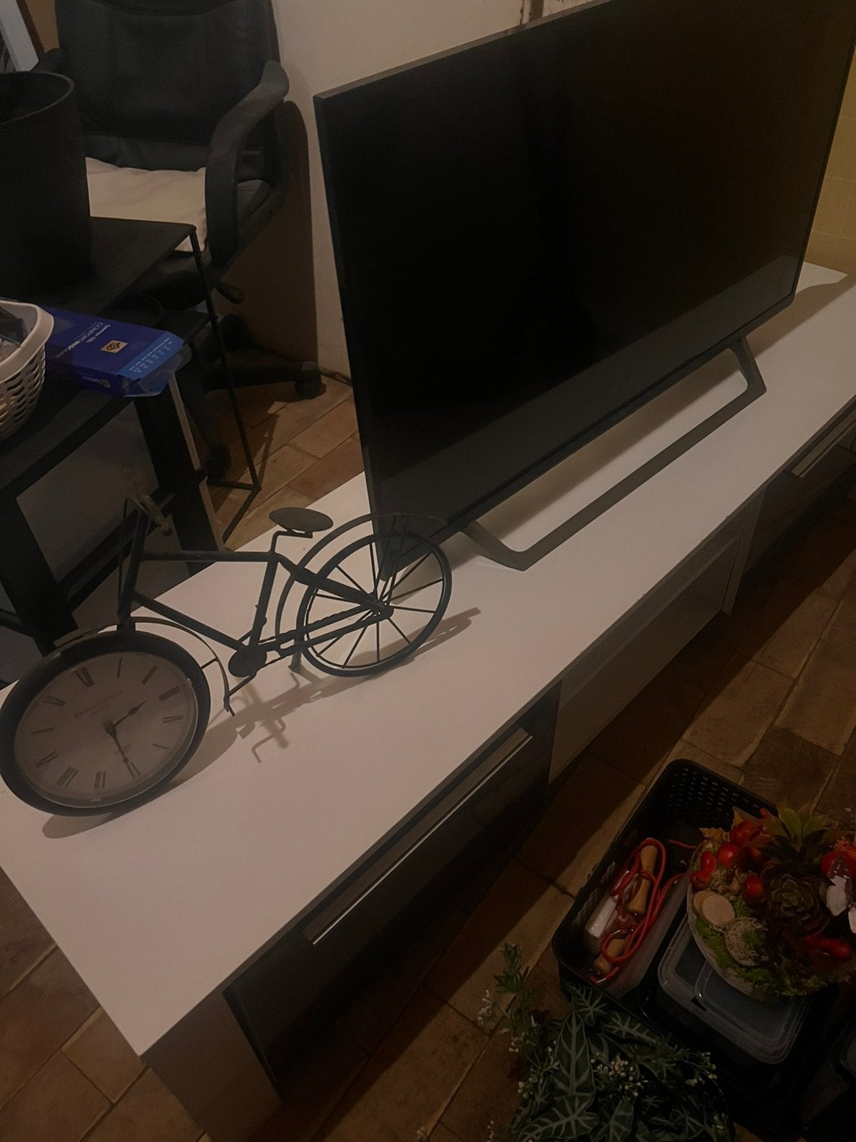 Meuble tv bon etat, Enlèvement, Comme neuf