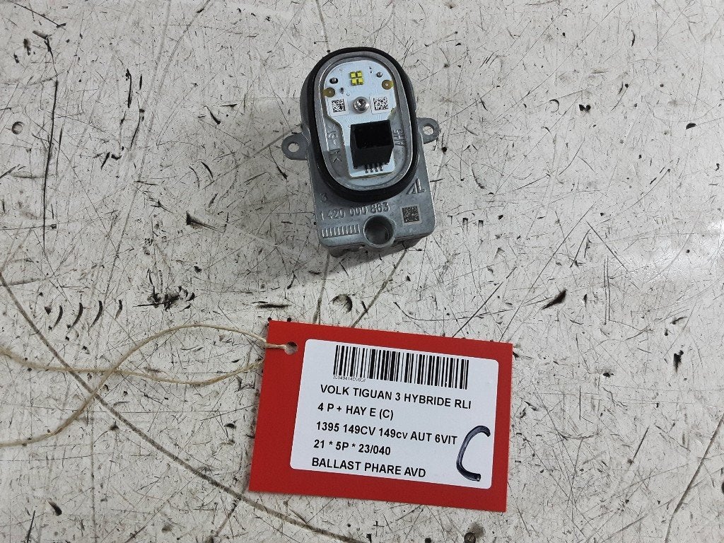 BALLAST DE PHARE XENON DROIT Tiguan (AD1) (1420000863), Volkswagen, Mevr. I. Hauben, Utilisé, Rue de l'Espoir 34 34
4030  GRIVEGNÉE, BE