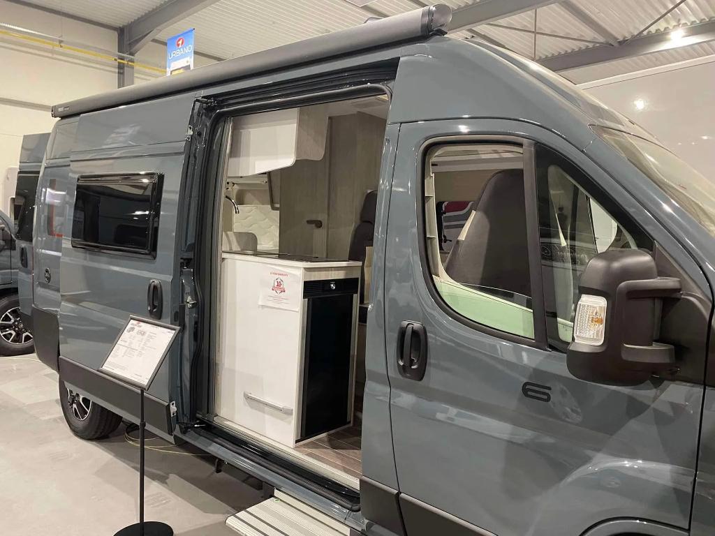 Campervan Rollerteam Livingstone 6, als nieuw 35.315km, 2025, Buscamper of Camperbus, Fiat, Tot en met 2, Particulier