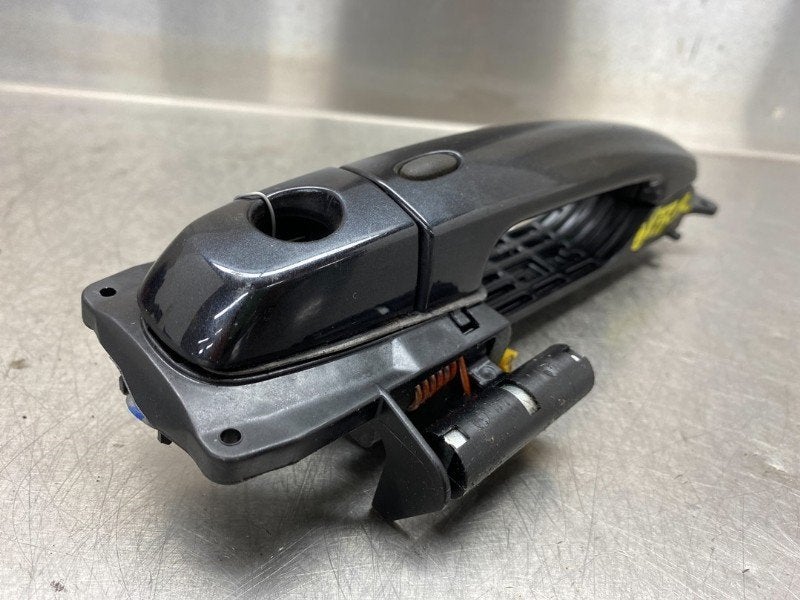 POIGNEE EXTERIEURE AVANT DROITE Suzuki, Utilisé, Droite, Suzuki