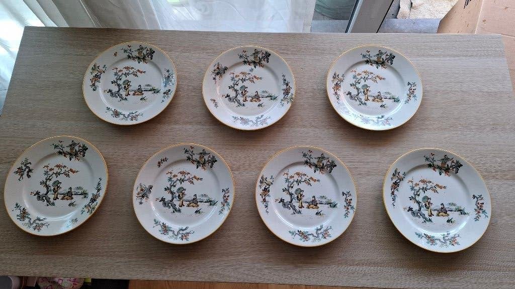 Lot 7 assiettes anciennes Porcelaine Limoges "Chinoiserie", Enlèvement, Table, Multicolore, Autres matériaux
