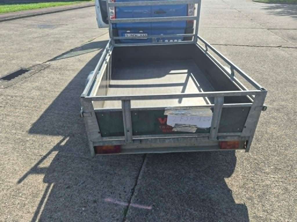 200 125 aanhangwagen, Ophalen