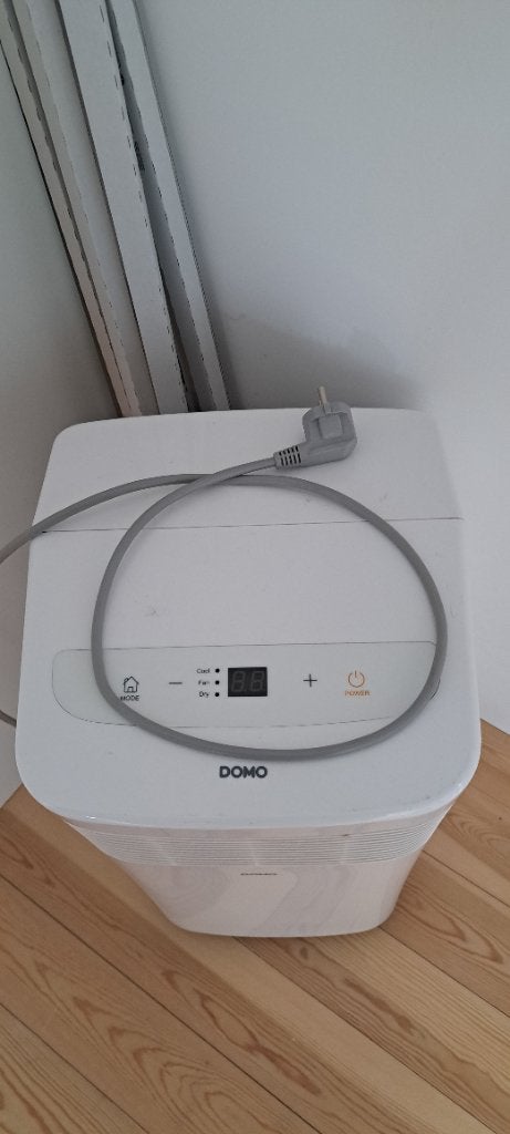 Mobiele airco, Ophalen, Zo goed als nieuw, Koelen en Ontvochtigen, Mobiele airco