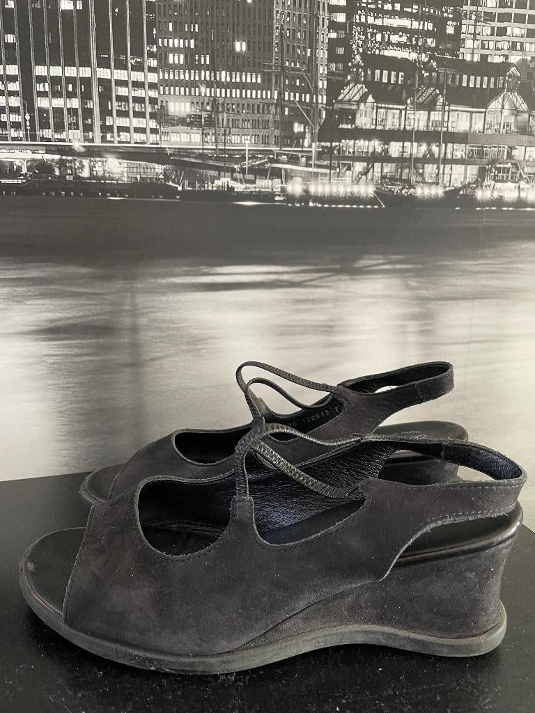 Sandalen schoenen - Arche - maat 39 - met stoffenzak, Vêtements | Femmes, Chaussures, Comme neuf, Arche, Envoi, Noir