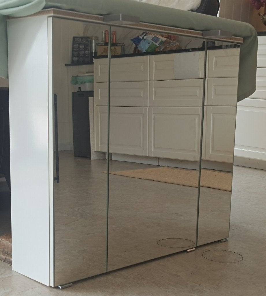 Spiegelkast met verlichting en stopcontact, Ophalen, 50 tot 100 cm, Minder dan 25 cm, Minder dan 100 cm