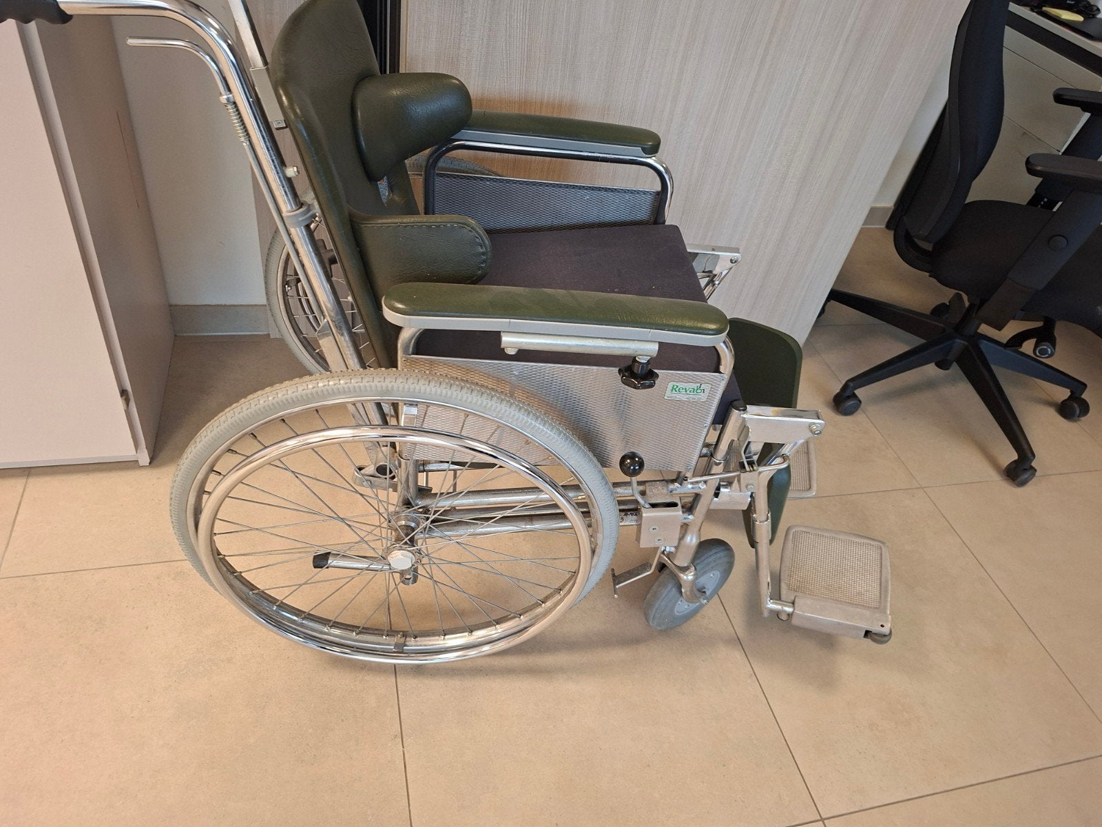 retro rolstoel, Ophalen