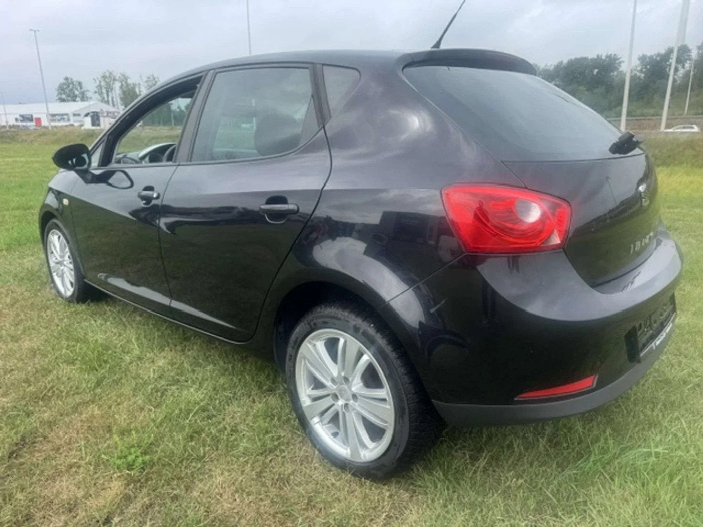 SEAT Ibiza Ibiza 1.4i / Garantie 12m., Autos, Euro 5, Achat, 63 kW, Entreprise