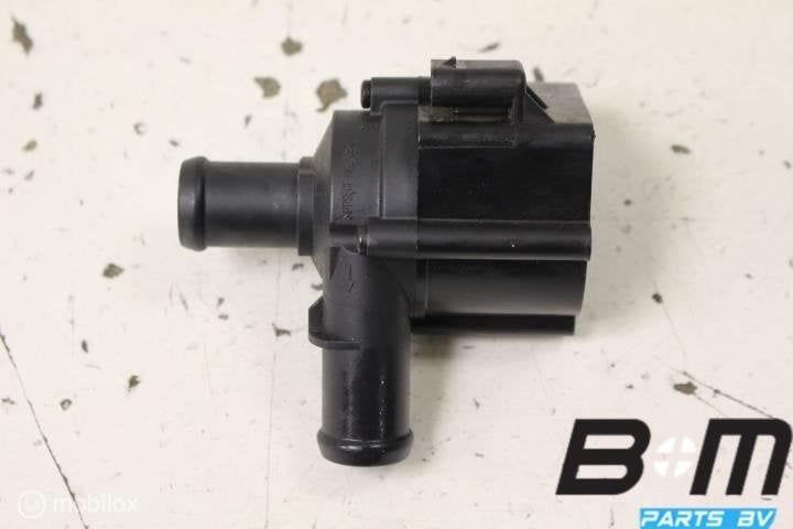 Extra waterpomp Audi Q7 4M, Gebruikt