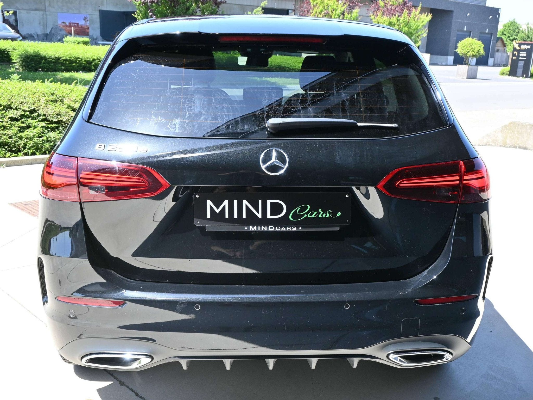 Mercedes-Benz B-Klasse 250 B 250 e PHEV AMG Line - 218Ch HYB, Autos, 1332 cm³, Achat, Entreprise, Alcantara