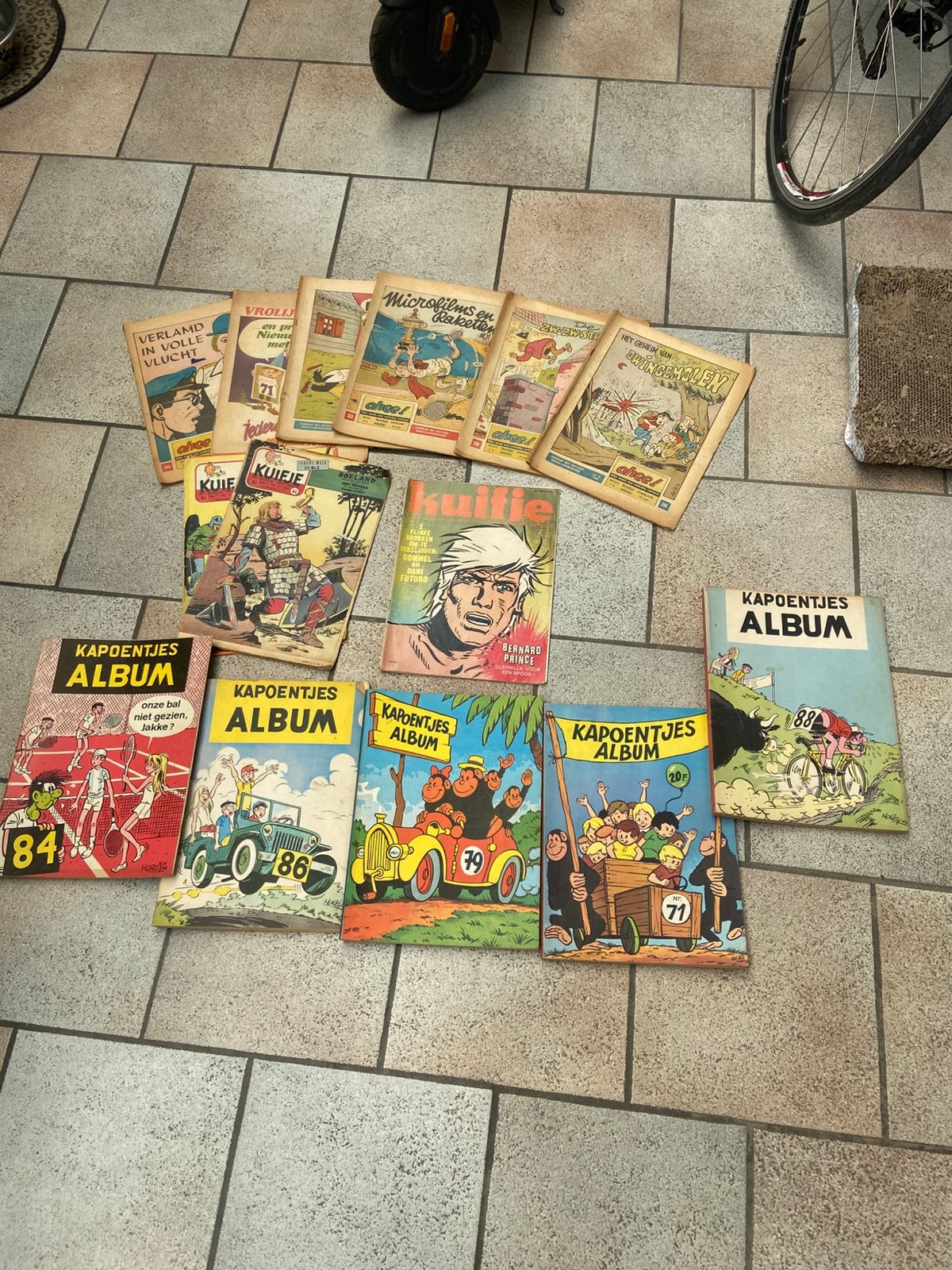 Oude strips en boeken, Boeken, Tijdschriften en Kranten, Ophalen, Gelezen
