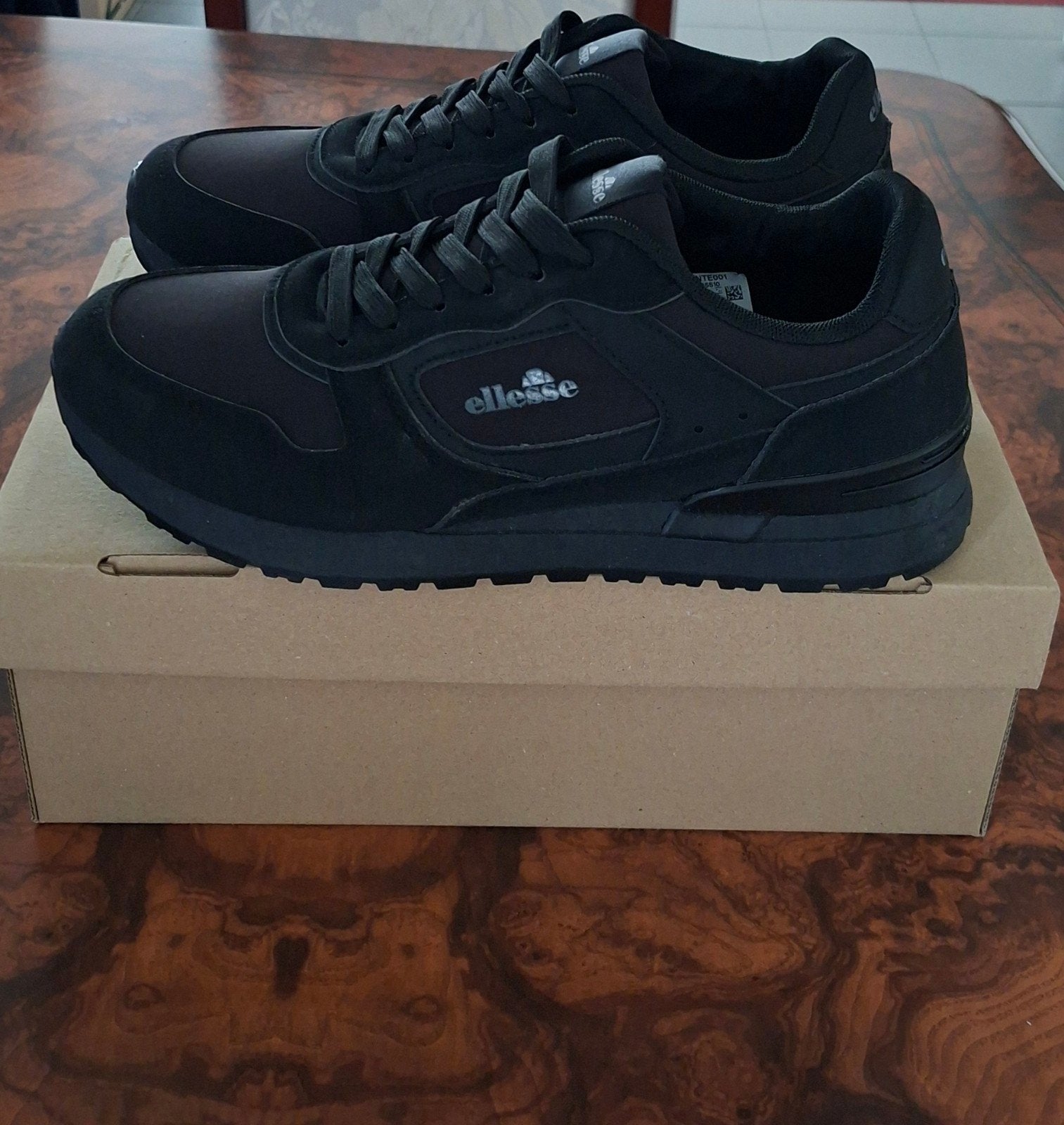 Sneakers Ellesse pour homme, Neuf, Enlèvement ou Envoi, Ellesse, Baskets