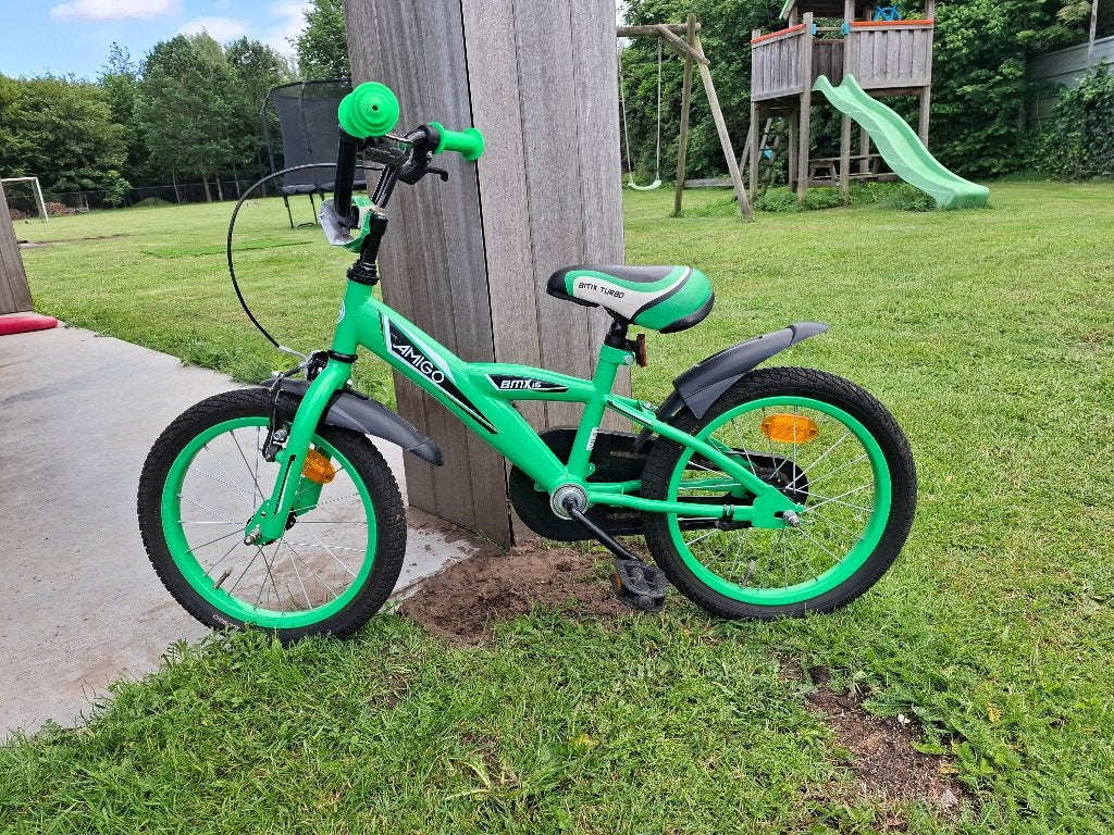 Amigo BMX turbo kinderfiets (16inch) inclusief zijwieltjes, Ophalen, Gebruikt, Zijwieltjes