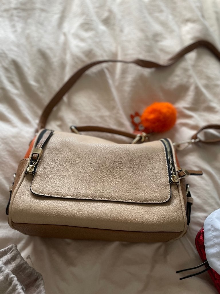 sac a bandoulière, Bijoux, Sacs & Beauté, Enlèvement ou Envoi, Comme neuf, Beige, Sac à bandoulière