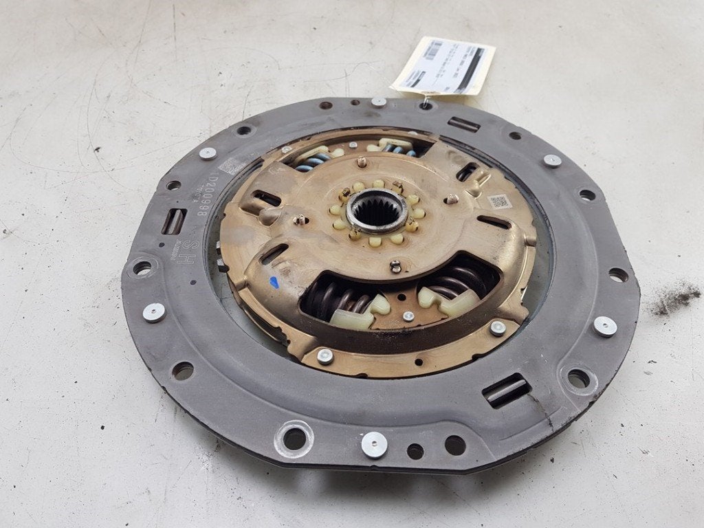 VOLANT MOTEUR Toyota Yaris Cross (PB1 / PJ1) (01-2020/-), Utilisé, Toyota