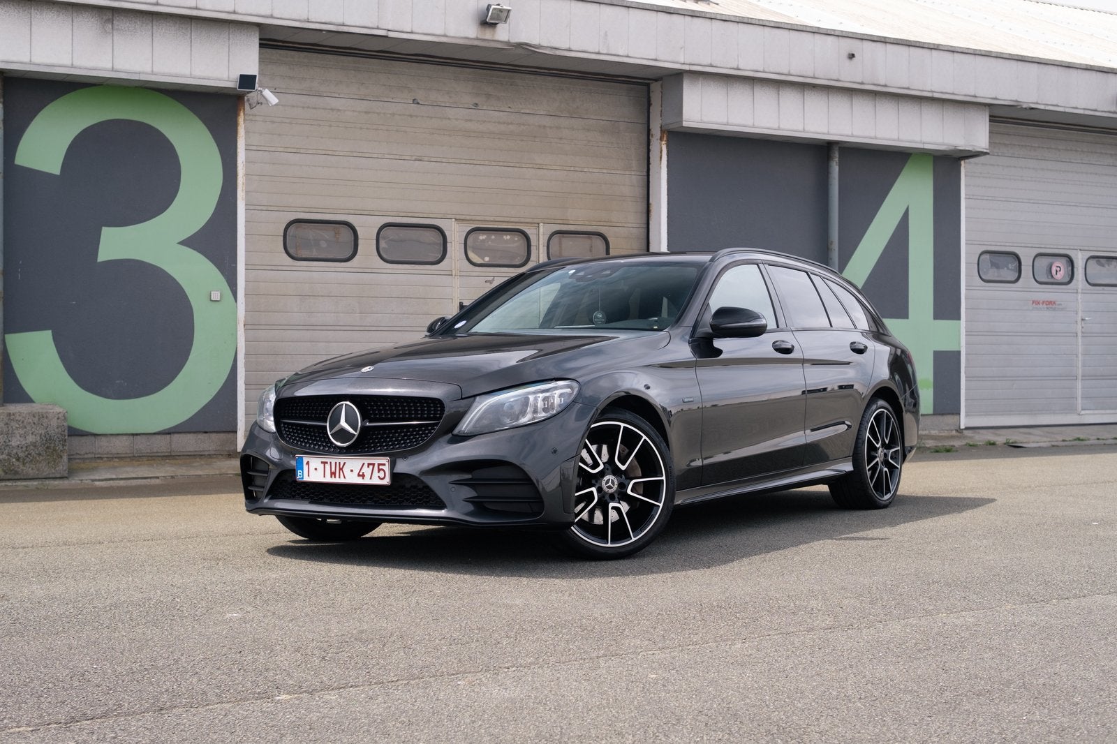 Mercedes-Benz C300de Grafietgrijs Met Multibeam Koplampen, Autos, Achat, 1800 kg, Carnet d'entretien, 5 portes