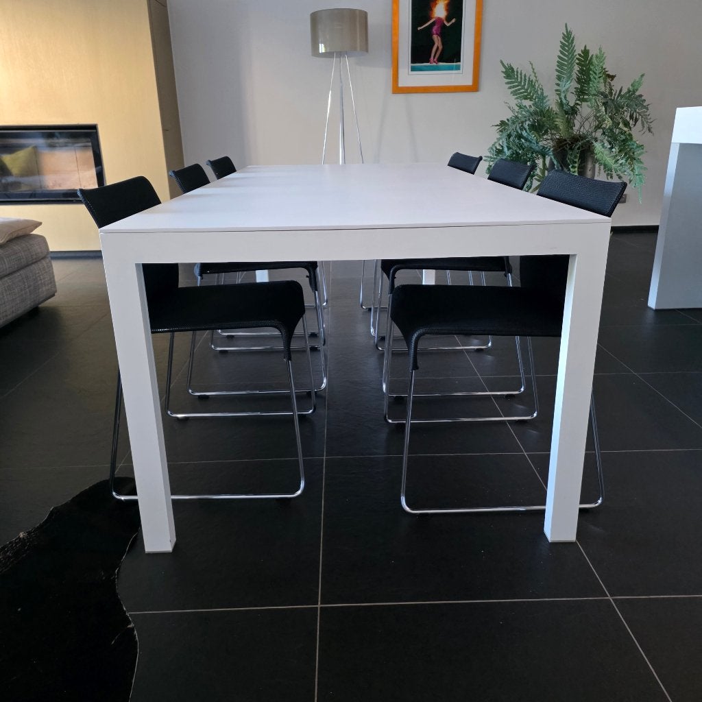 Design eettafel Cameleon, Enlèvement, Utilisé