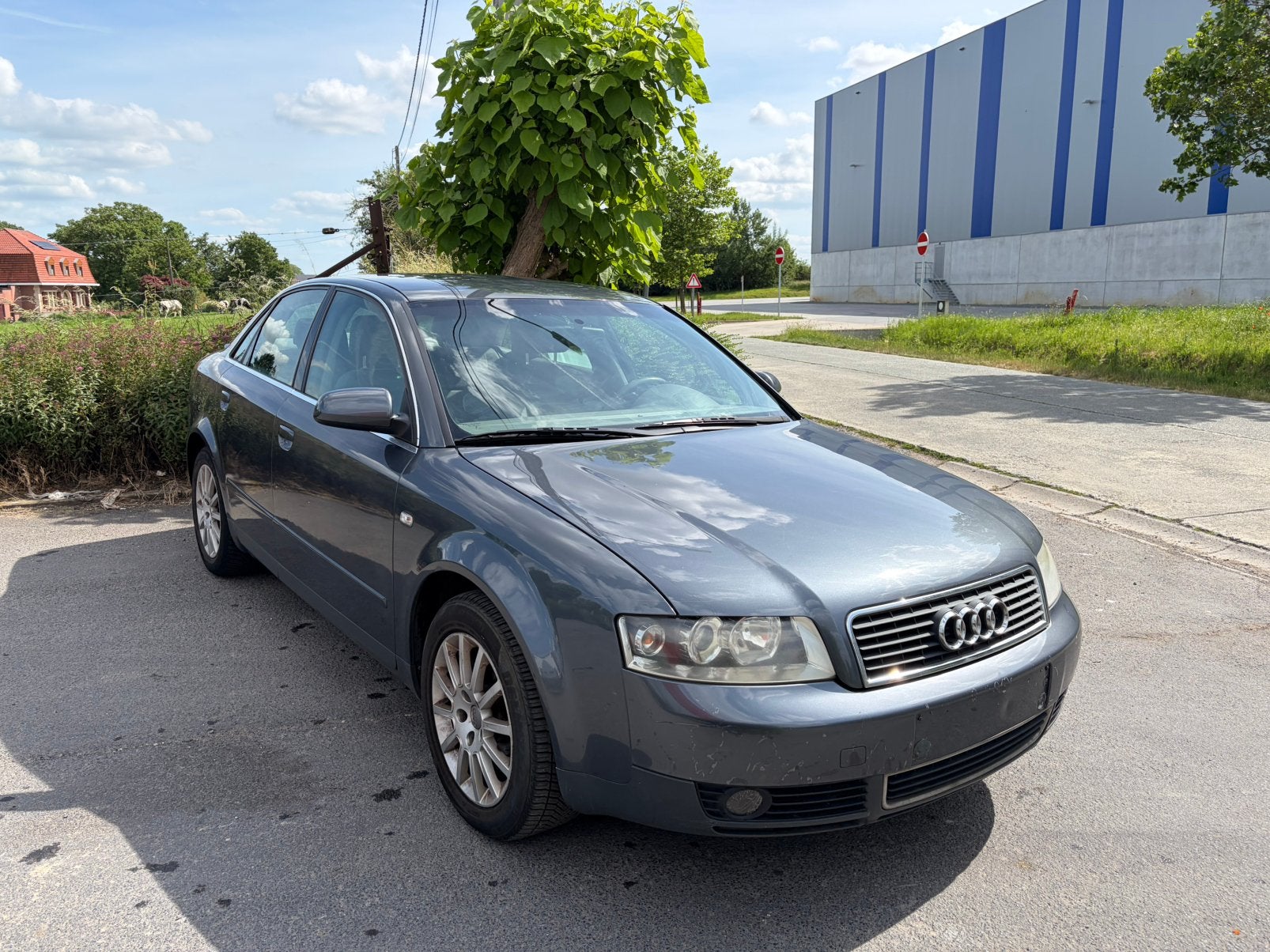 Audi A4 Essence 2003, Autos, Audi, Achat, Entreprise, Boîte manuelle, A4