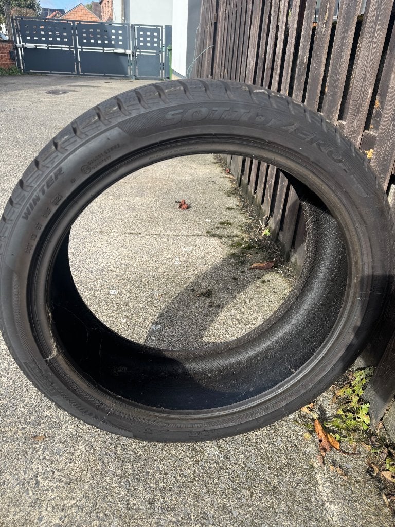 Pneus, Ophalen, 245 mm, Nieuw, Winterbanden