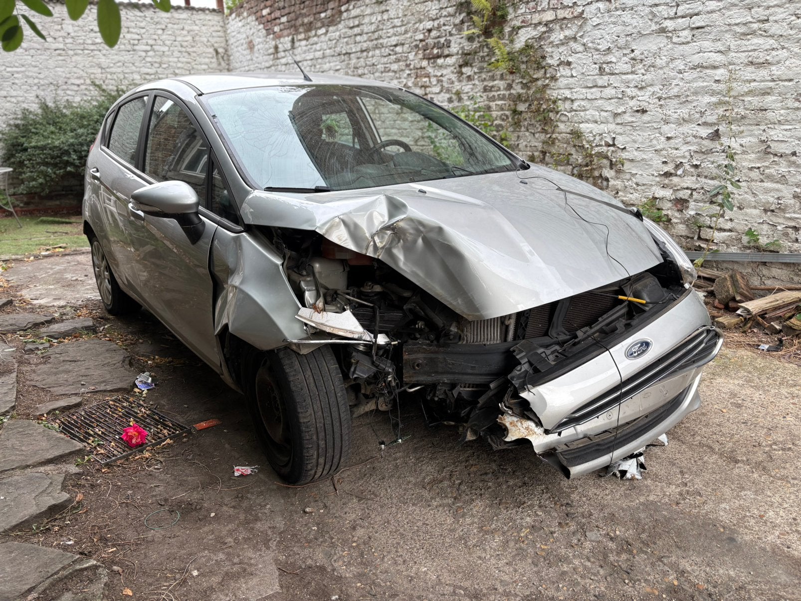 Ford Fiesta 1.0 essence ️ 2015, Auto's, Bluetooth, Leder en Stof, Bedrijf, Handgeschakeld