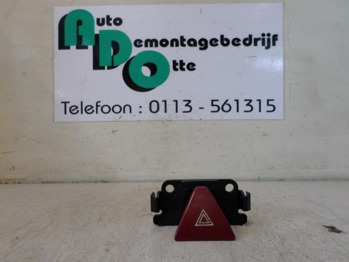 Commutateur éclairage d'urgence d'un Peugeot 307, -, 3 mois de garantie, Utilisé, -