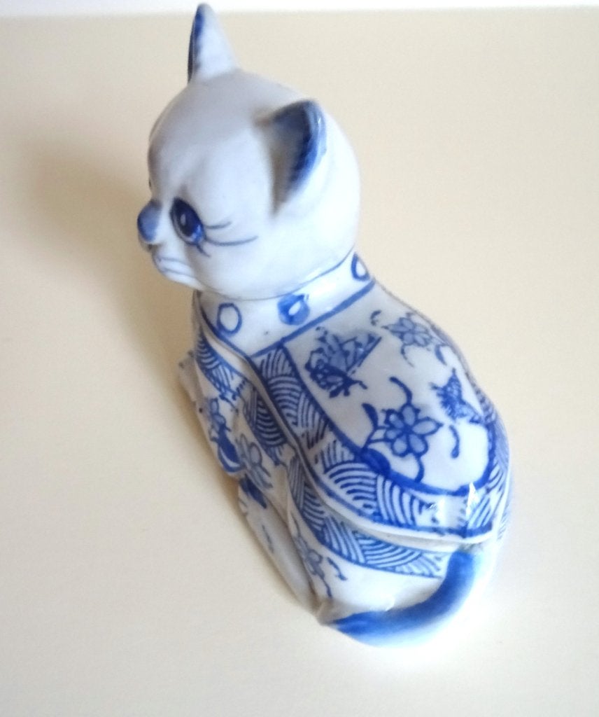 Kat, mooi handbeschilderd dekseldoosje, Ophalen of Verzenden, Zo goed als nieuw, Dier
