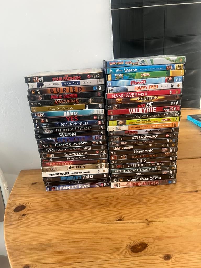 46 dvd’s met LG dvd/blu ray speler, Cd's en Dvd's, Dvd's | Overige Dvd's, Ophalen of Verzenden, Gebruikt