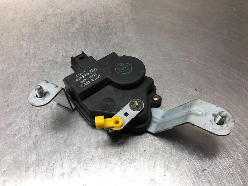 ACTIONNEUR MOTEUR VOLET CHAUFFAGE Getz (|857501C000|), Utilisé, Hyundai