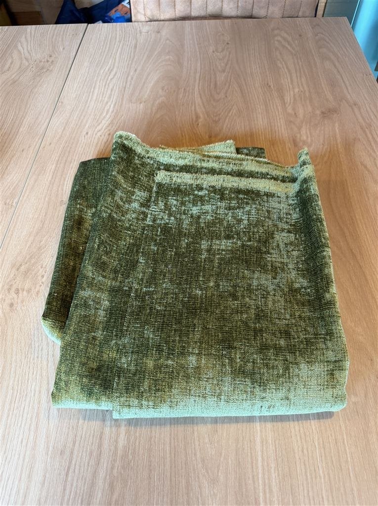 Hornby Apple Groene Glanzende Chenille Meubelstof, Ophalen of Verzenden, Zo goed als nieuw