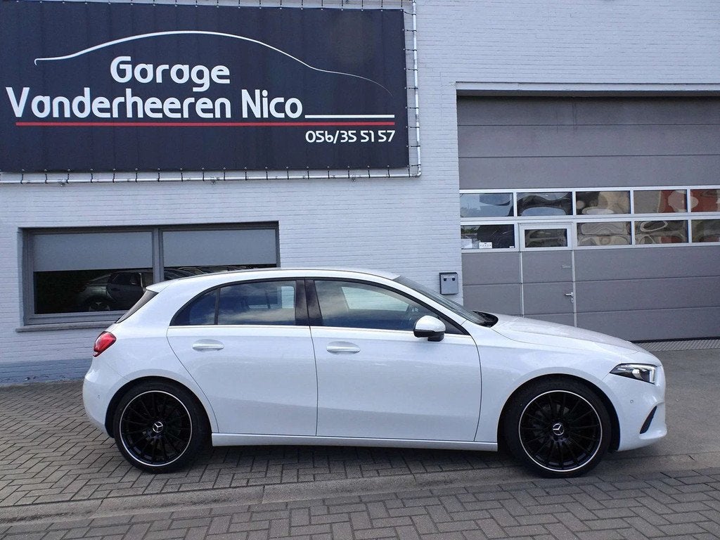 Mercedes-Benz A-CLASS 180 5d. Business WIDE SCREEN,CARPLAY,C, 100 kW, Achat, Euro 6, Entreprise