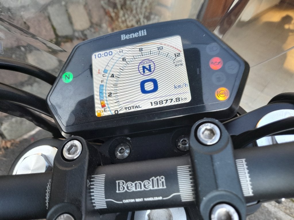 Benelli 502c, 2 cilinders, Gebruikt, Particulier, Handgeschakeld