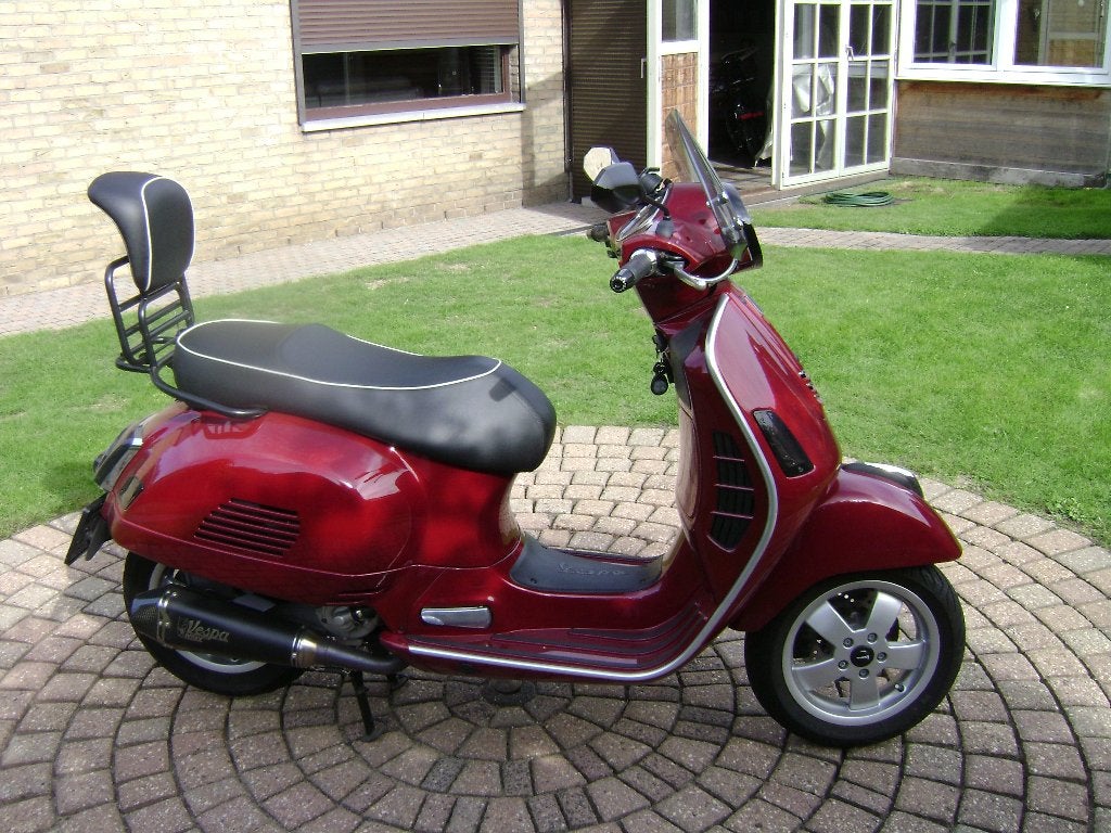 Vespa gts, 300 cm³, Vespa S, Comme neuf, Classe B (45 km/h)