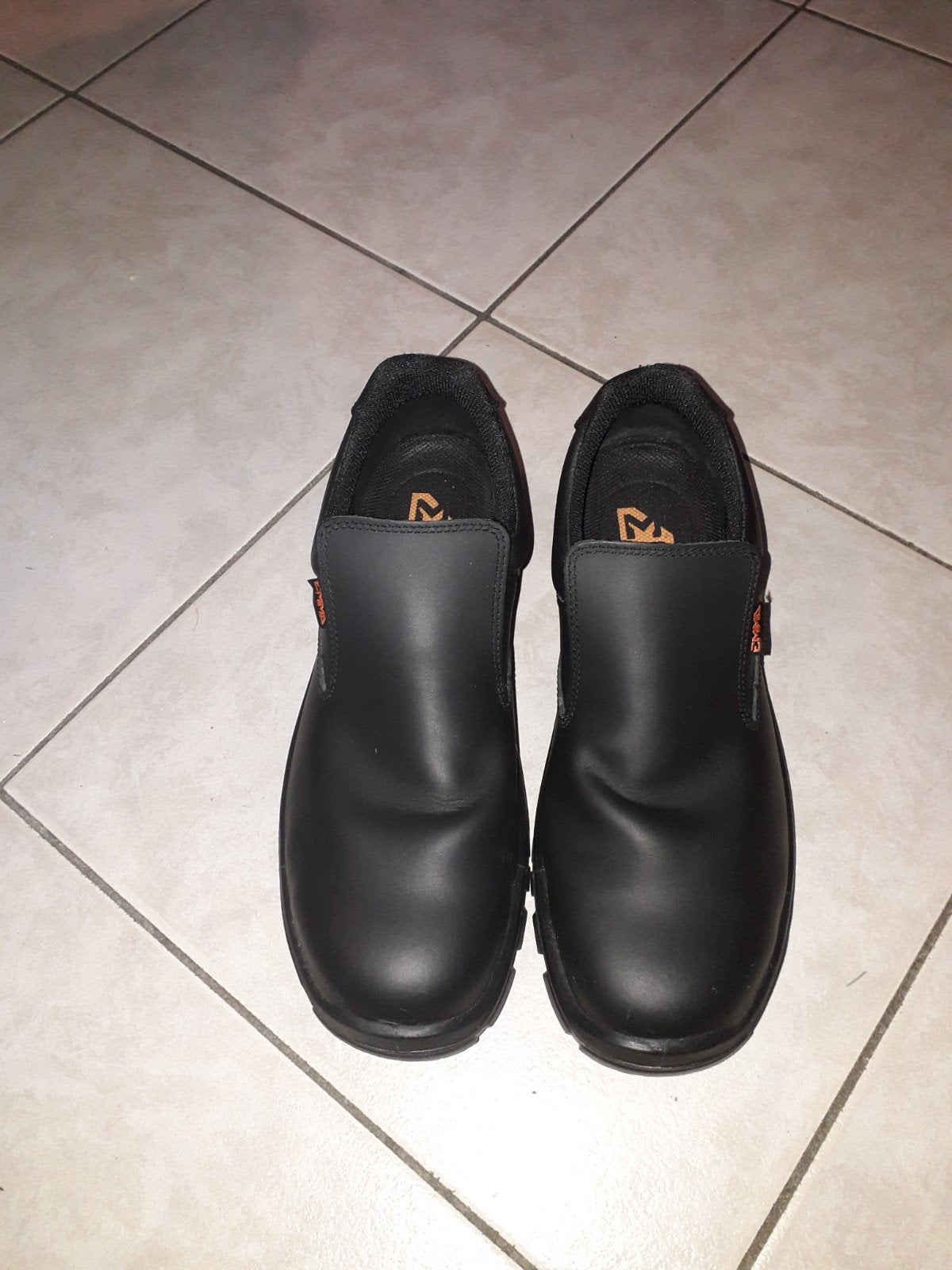 Veiligheidsschoenen Emma maat 45 safety twist., Kleding | Heren, Schoenen, Ophalen of Verzenden