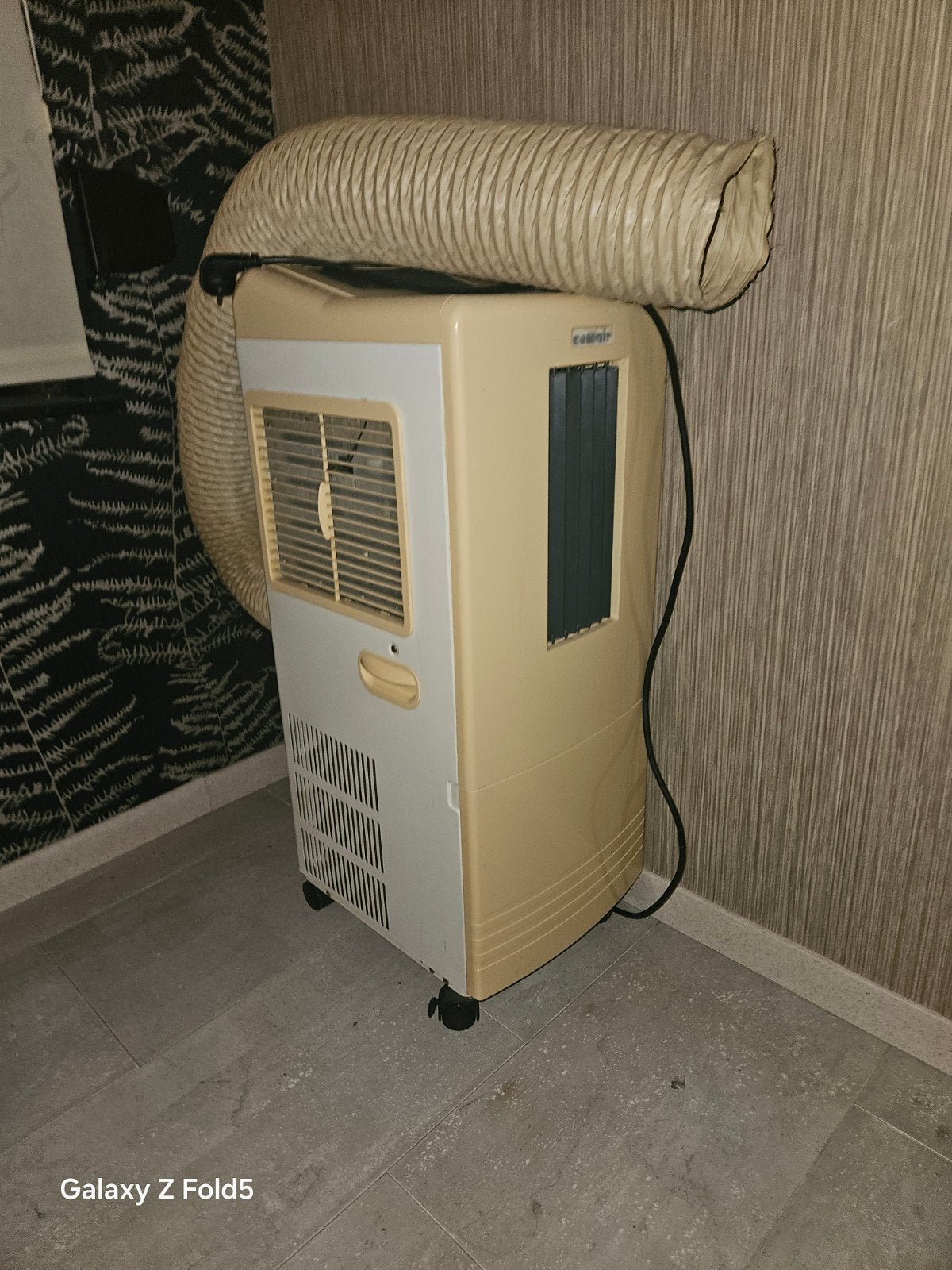Oud maar goud! Mobiele airco., Ophalen