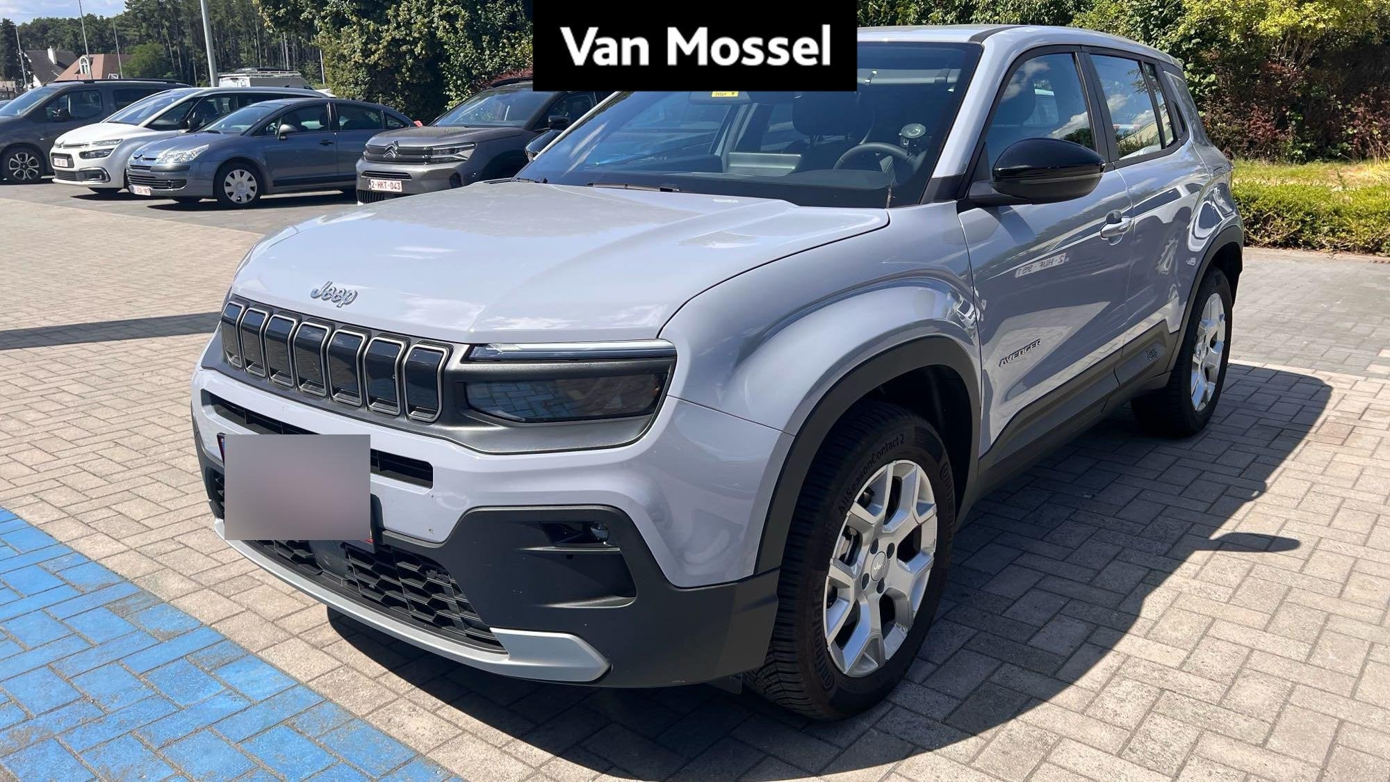 Jeep Avenger 1.2 e-Hybrid Longitude (automatique), Autos, Achat, 1288 kg, Entreprise, Carnet d'entretien