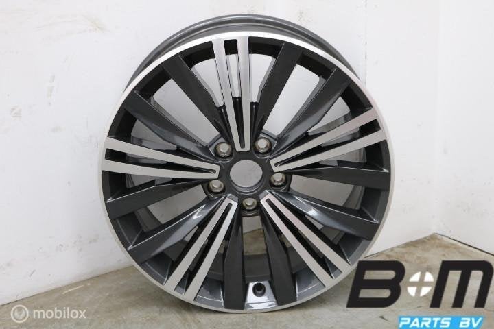 NIEUWSTAAT! Org. 18 inch losse velg VW Tiguan 5NN601025AE, Auto-onderdelen, Banden en Velgen, Gebruikt, Velg(en)