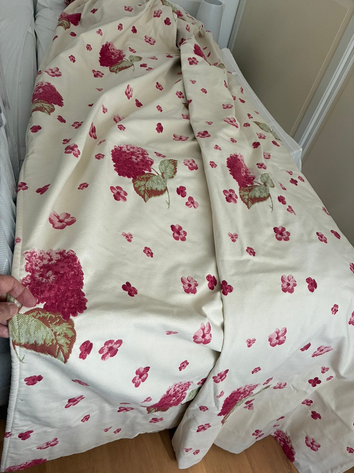 Rido marque Madoura’ et tête de lit., Huis en Inrichting, Woonaccessoires | Plaids en Woondekens, Beige, 260 cm, Zo goed als nieuw