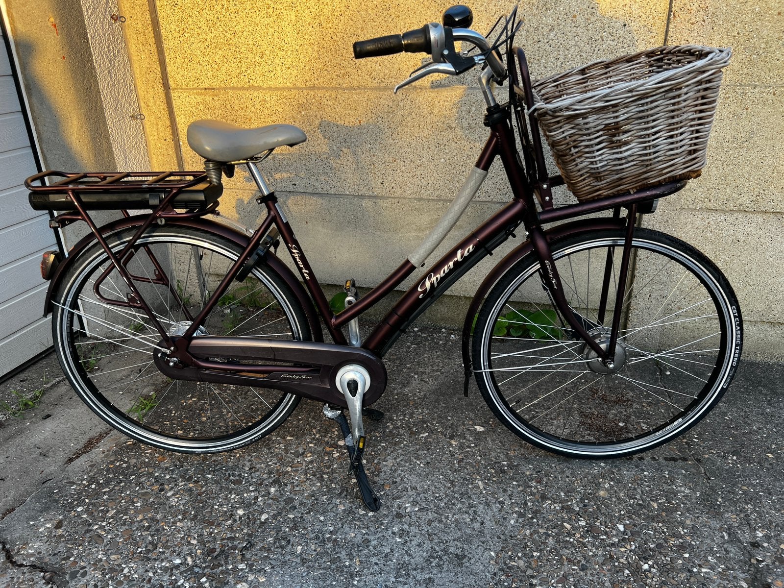 Elektrische fiets Sparta 28 inch, Fietsen en Brommers, Ophalen, Zo goed als nieuw, Sparta
