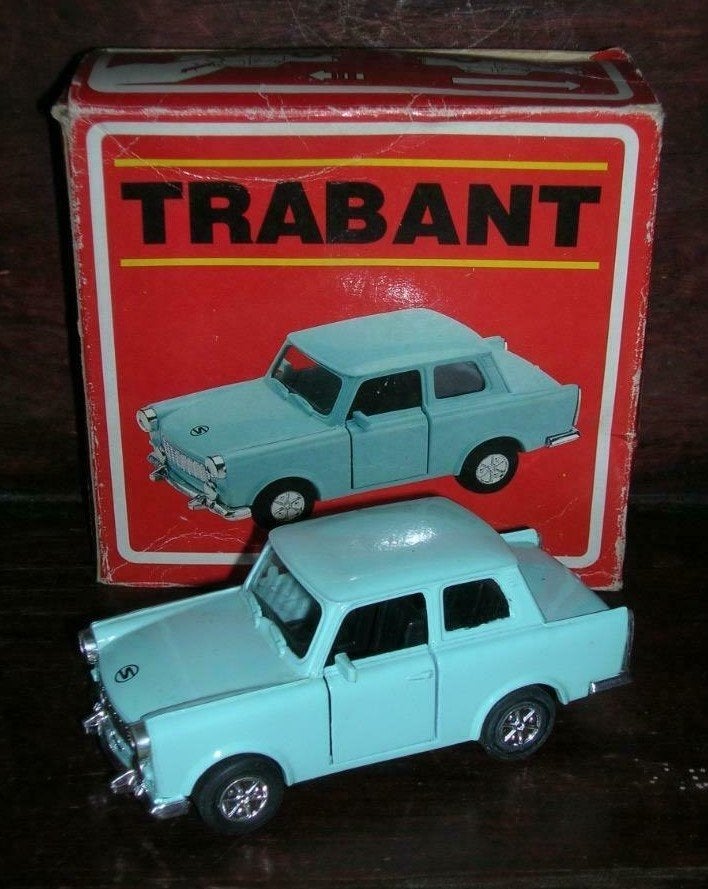 Miniatuur TRABANT, Enlèvement, Comme neuf, Voiture