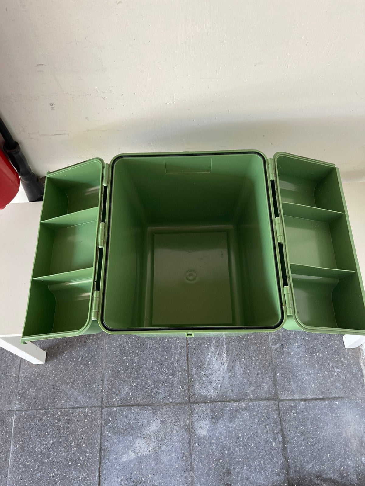 IJzersterke Groene Opbergbox / Visbox met Uitklapbare Vakken, Huis en Inrichting, Ophalen of Verzenden, Zo goed als nieuw, Kunststof