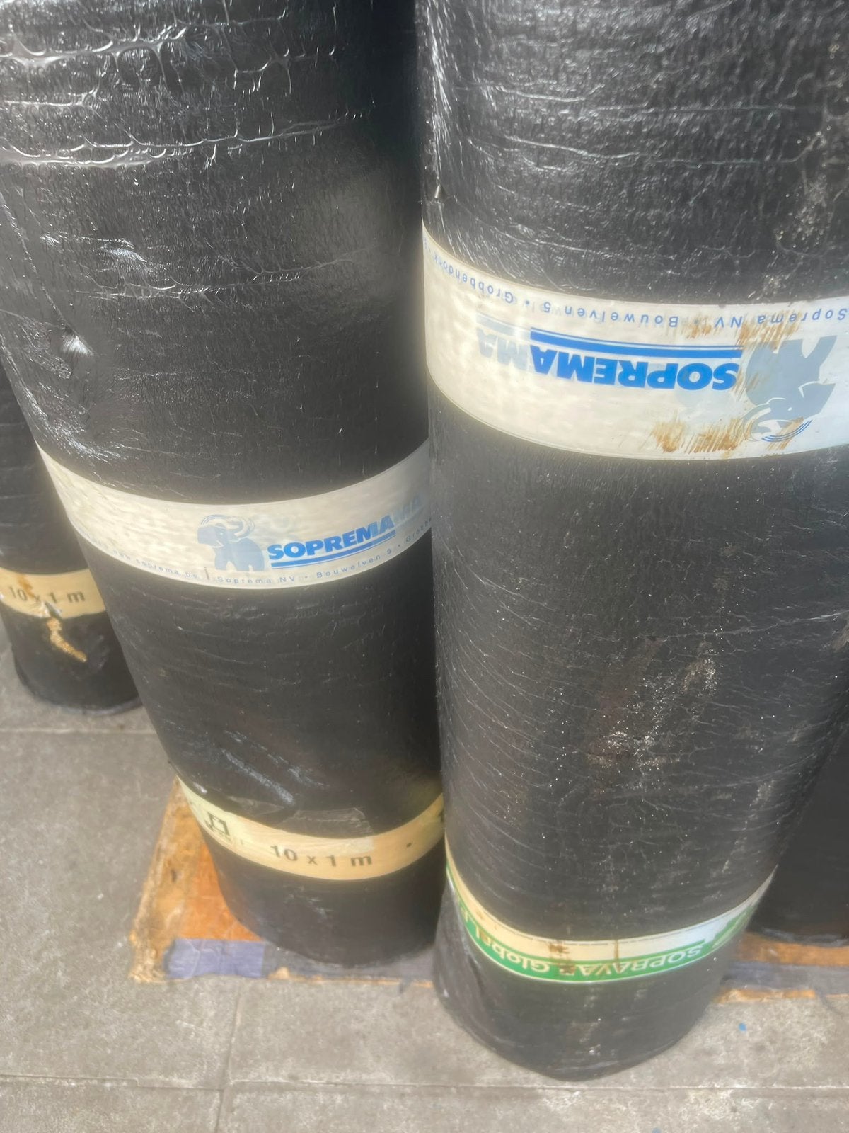 10m/3mm erstelaag zelfbrande roefingen Soprema, Doe-het-zelf en Bouw, Ophalen, Zo goed als nieuw